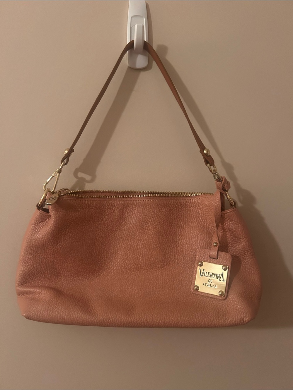 Valentina Leather Shoulder Bag in Dusty Pink